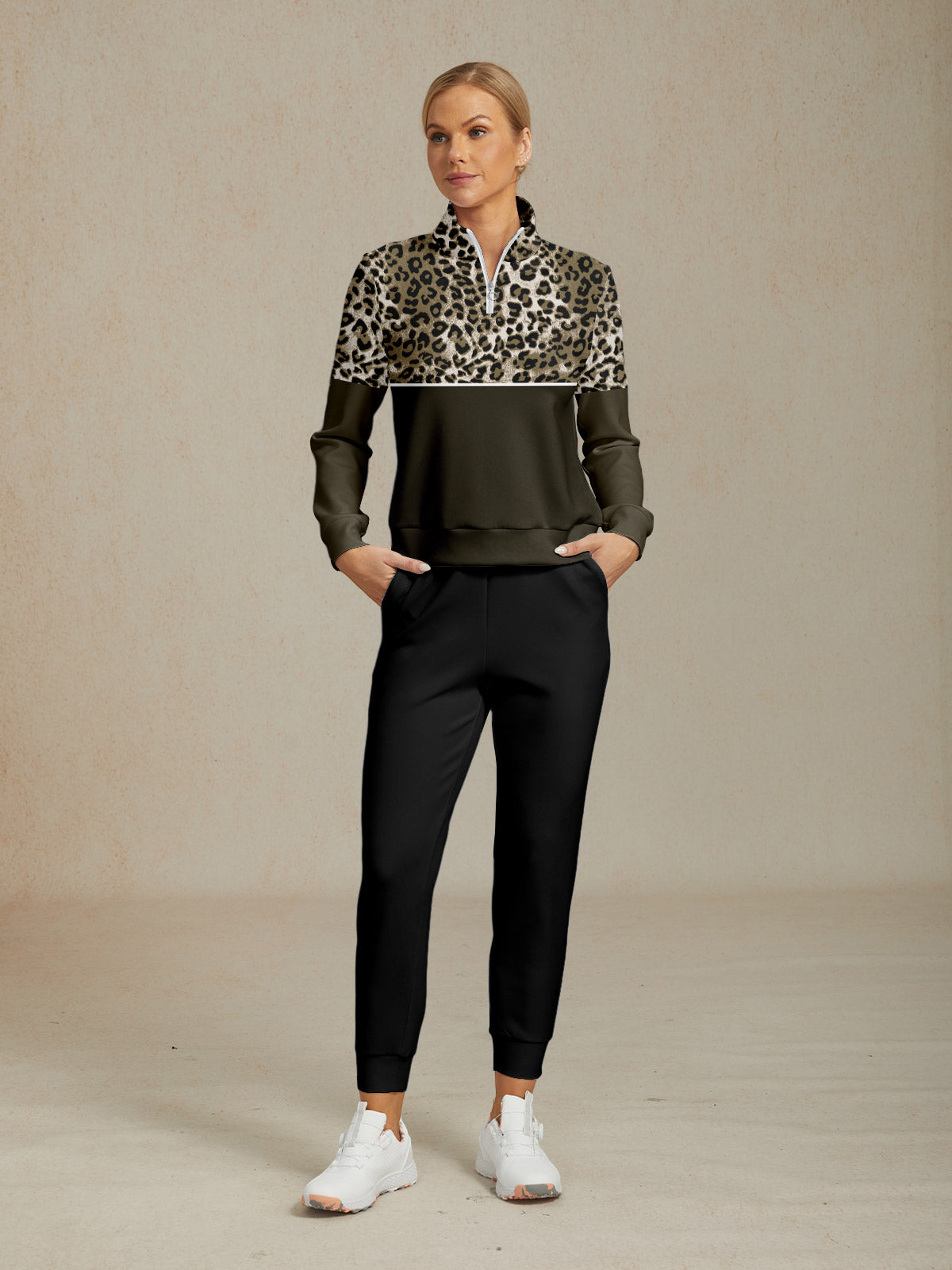 Wildlife Party Golf Sweatshirt