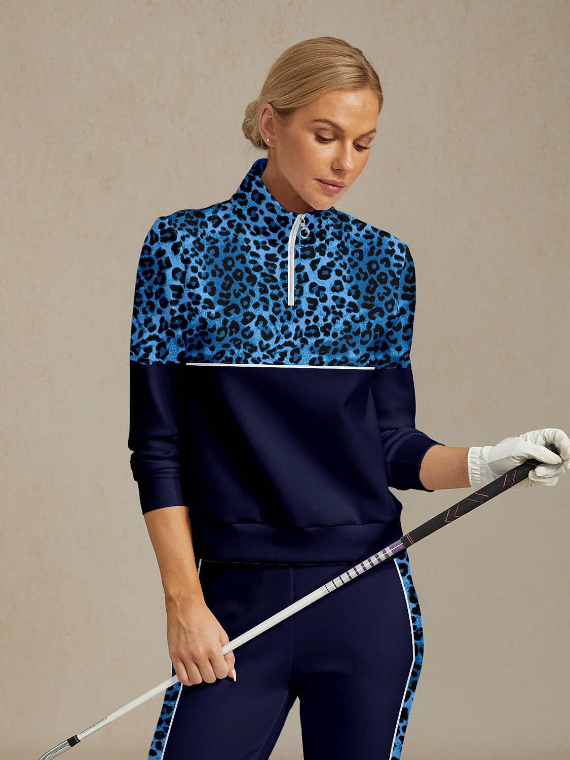 Wildlife Party Golf Sweatshirt